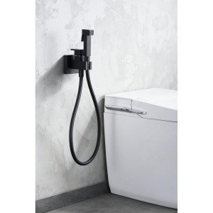 Grifo negro de bidé...