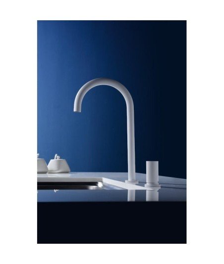 Grifo blanco de cocina Manacor IMEX
